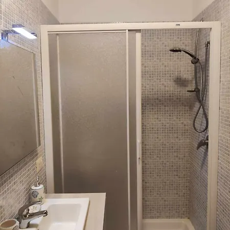 Apartment 2 *